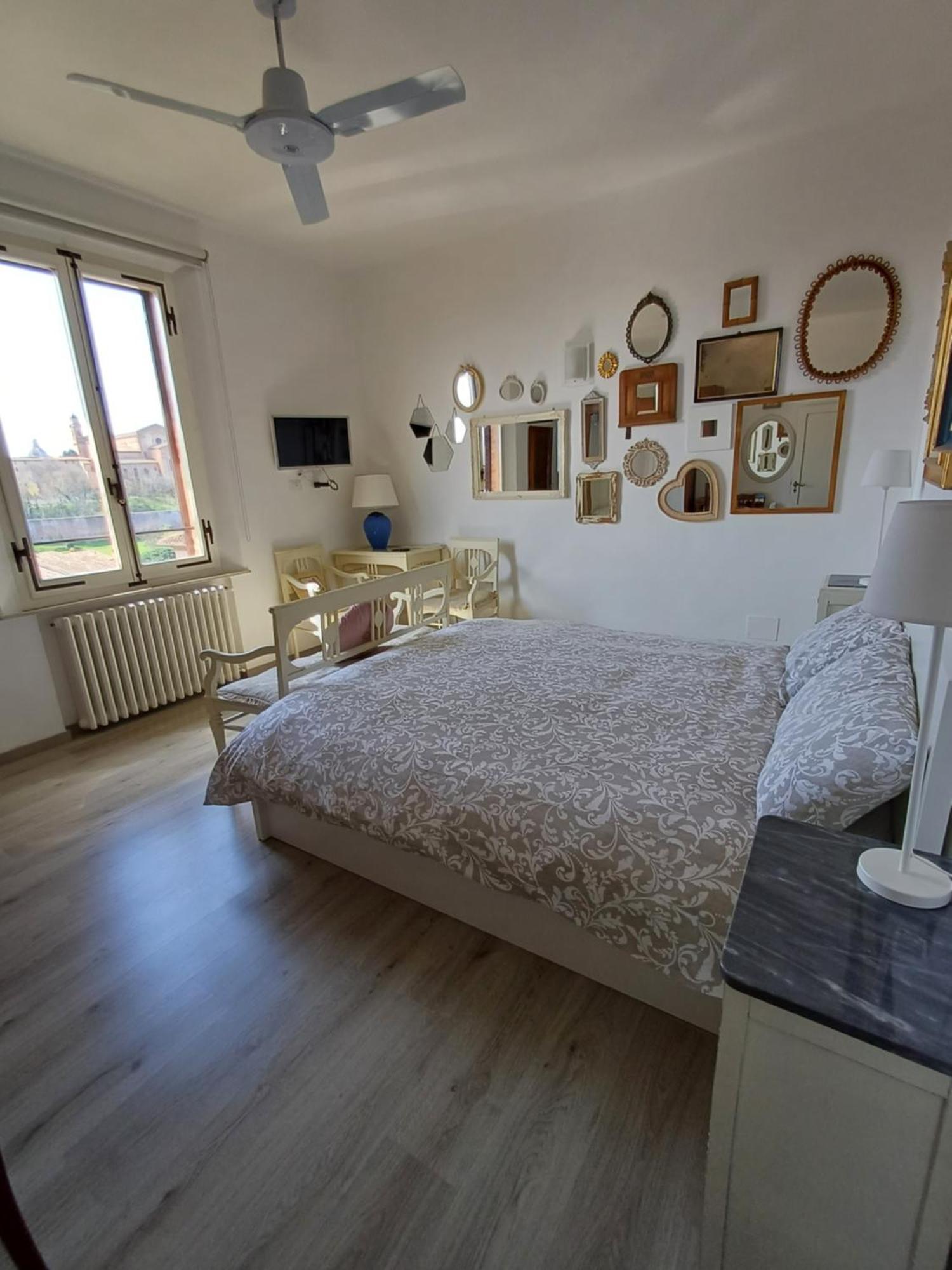 Affaccio Su Siena,Vicino Al Centro, Con Garage Apartment ภายนอก รูปภาพ